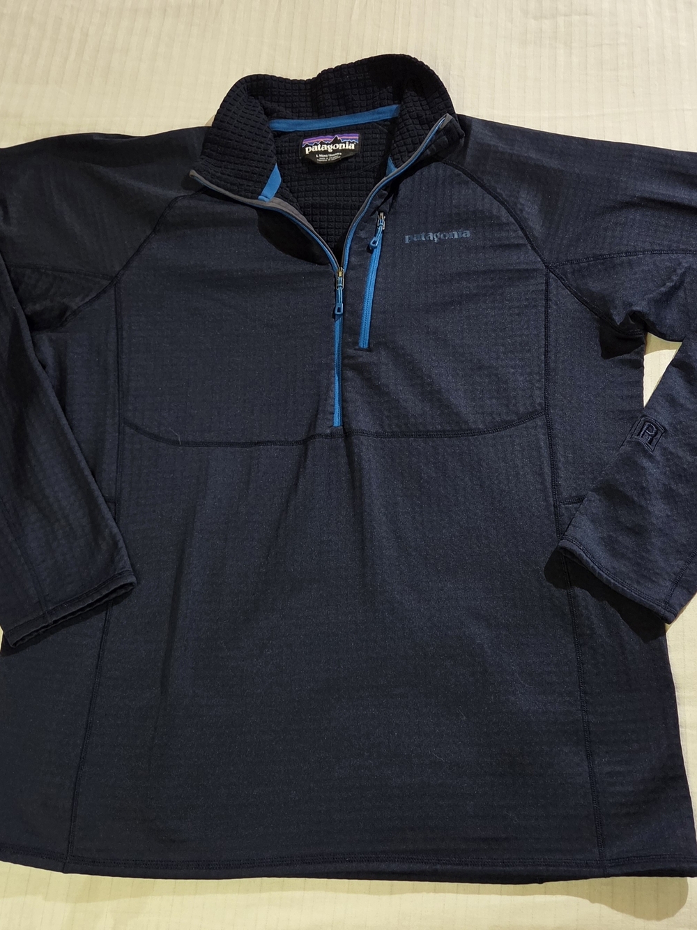 Patagonia Men's Dark Navy Quarter-Zip Pullover with Blue Trim